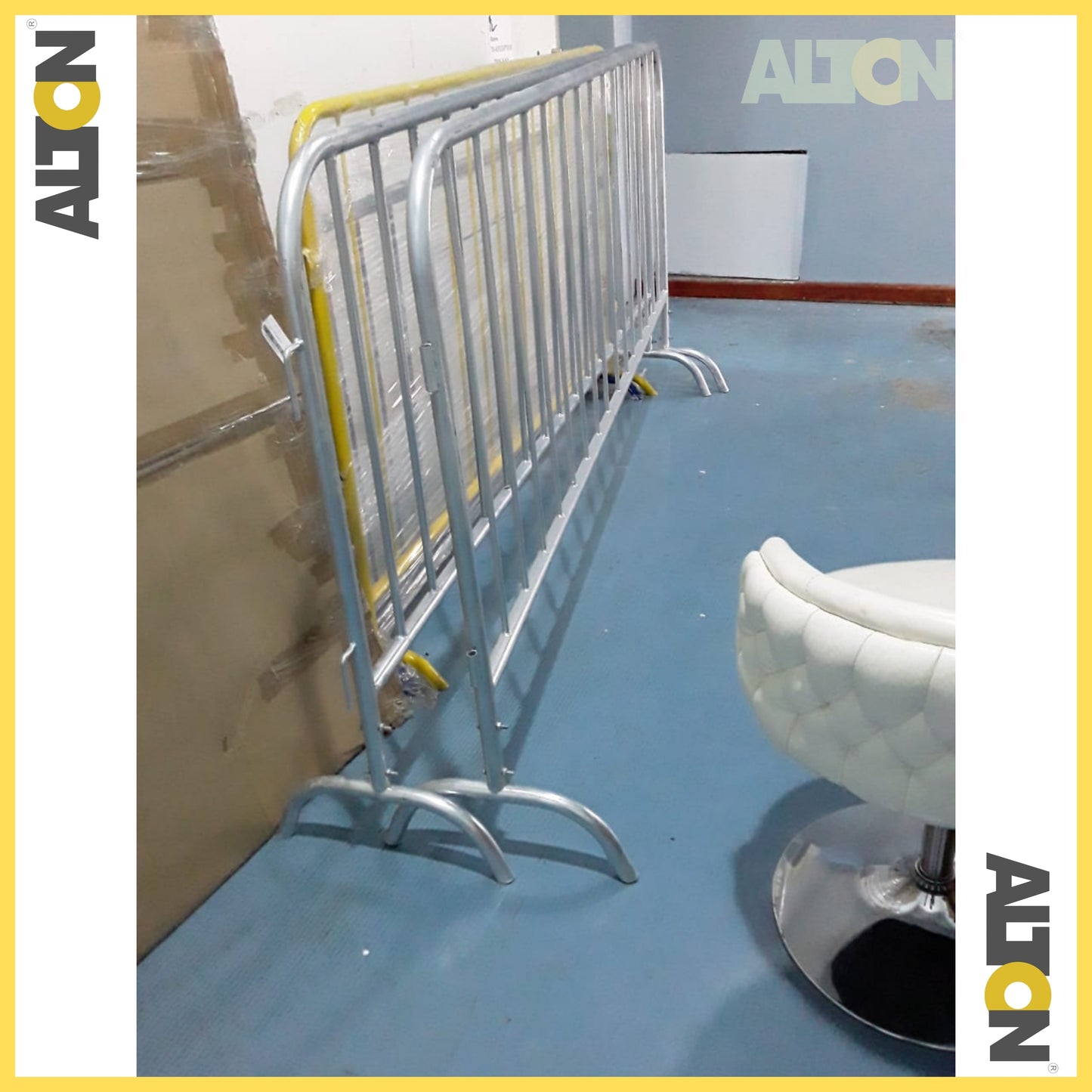 METAL BARRIER (PER PIECE)