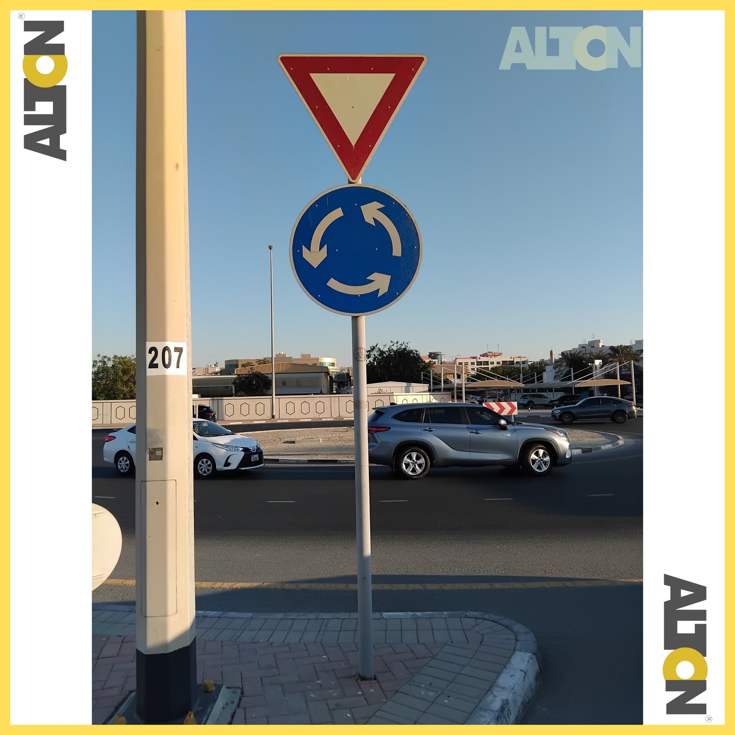 TRAFFIC SIGN