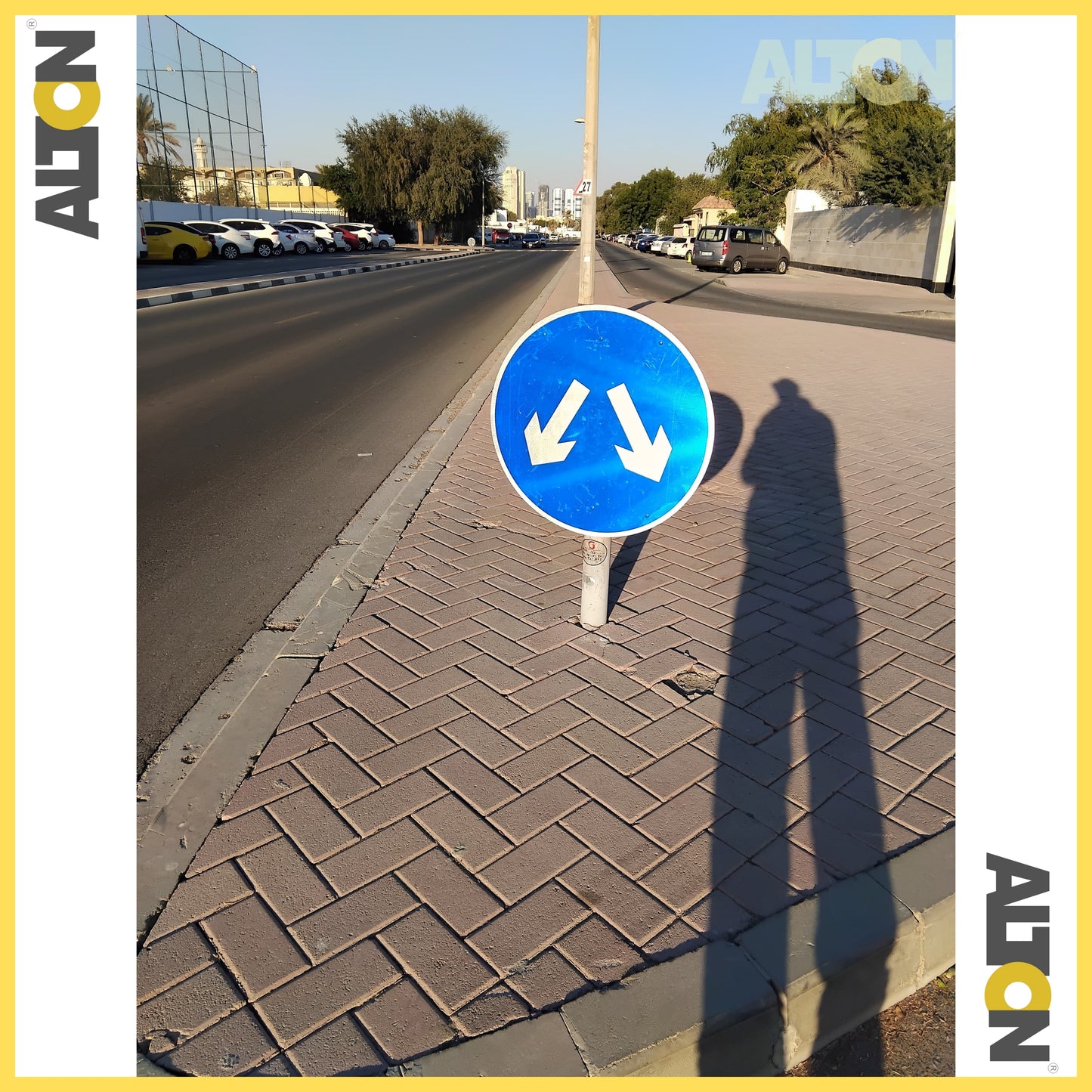 TRAFFIC SIGN