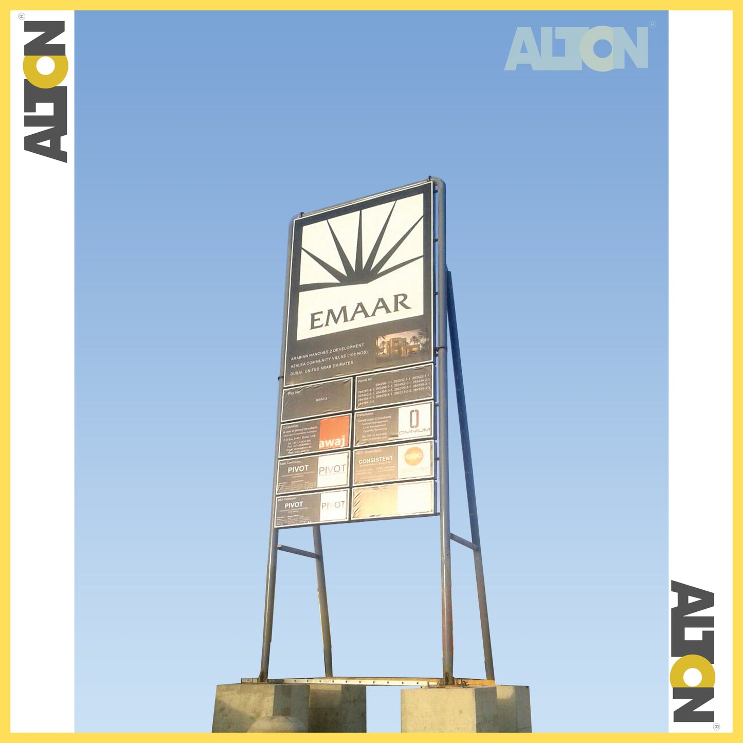 CONSTRUCTION SIGNAGE / SIGN BOARD