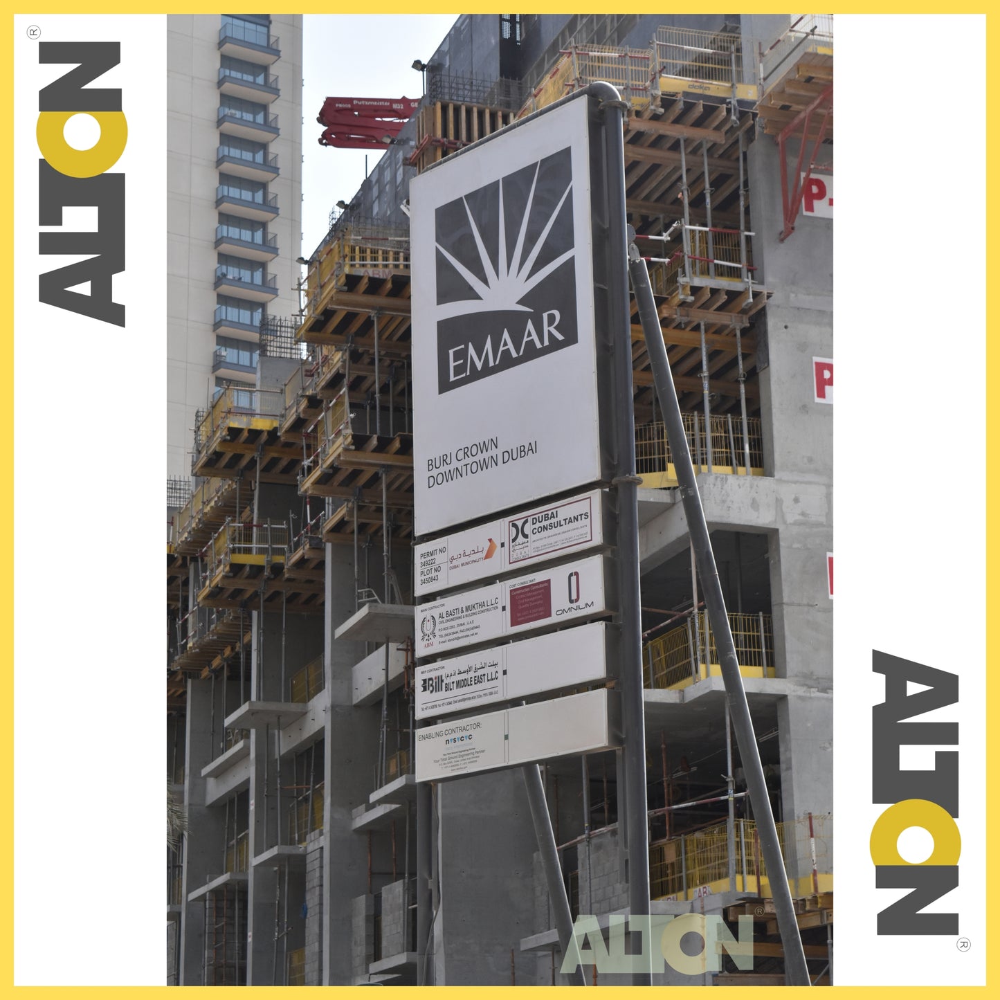 CONSTRUCTION SIGNAGE / SIGN BOARD