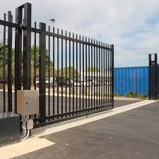 SLIDING RAIL GATE